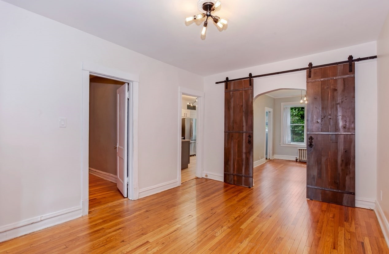 1312 W argyle Street 1