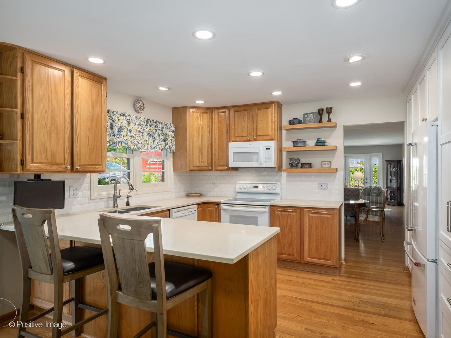 1049 Wheaton Oaks Drive