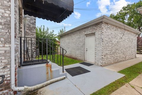 Tiny photo for 6916 W Forest Preserve Drive W, Harwood Heights, IL 60706 (MLS # 12450316)