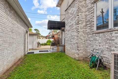 Tiny photo for 6916 W Forest Preserve Drive W, Harwood Heights, IL 60706 (MLS # 12450316)