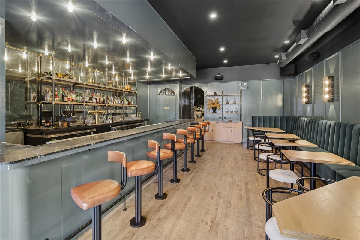 2528 N California Avenue