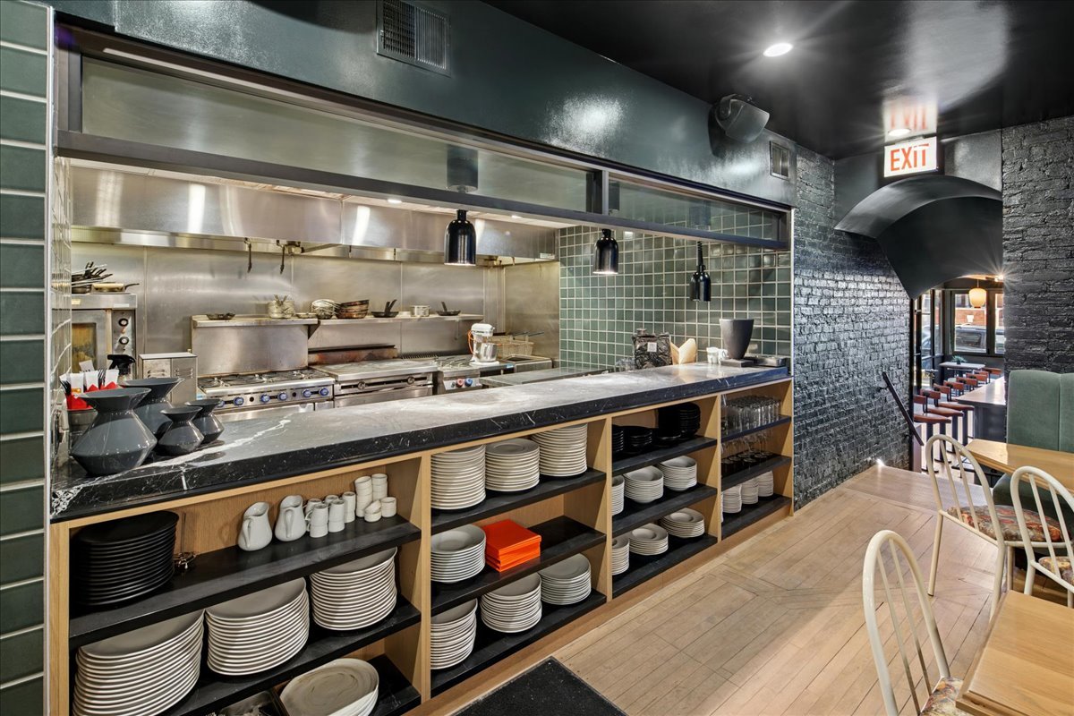 2528 N California Avenue