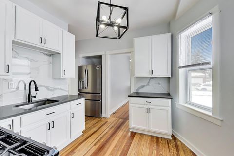 Tiny photo for 1638 Oakwood Avenue, Des Plaines, IL 60016 (MLS # 12642530)