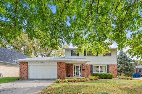 Tiny photo for 842 S Main Avenue, Kankakee, IL 60901 (MLS # 12493519)