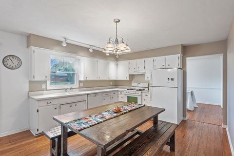 Tiny photo for 842 S Main Avenue, Kankakee, IL 60901 (MLS # 12493519)