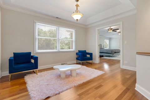 Tiny photo for 431 E Oakwood Drive, Barrington, IL 60010 (MLS # 12455240)