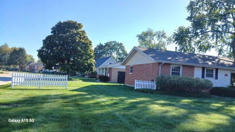 Tiny photo for 13039 W Playfield Drive, Crestwood, IL 60418 (MLS # 12793922)