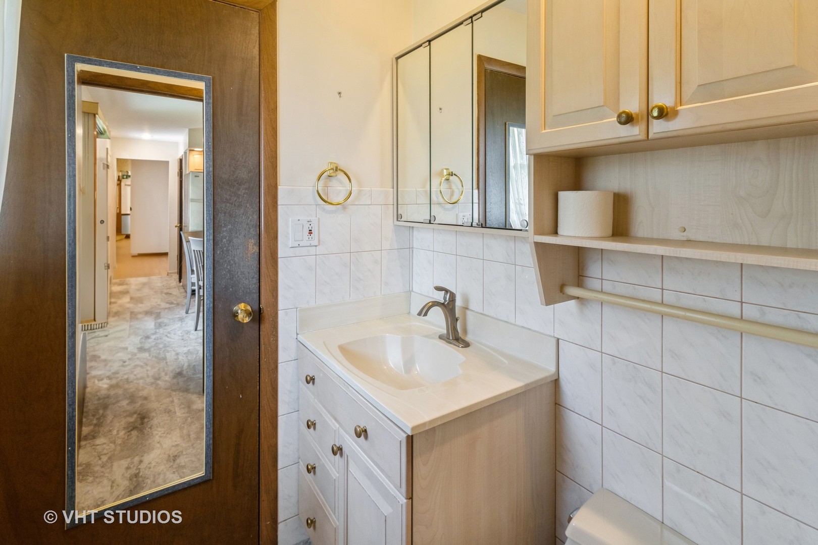 1527 W Amelia Lane