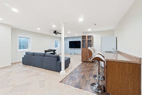 Tiny photo for 2803 Wildflower Court, Glenview, IL 60026 (MLS # 12514690)