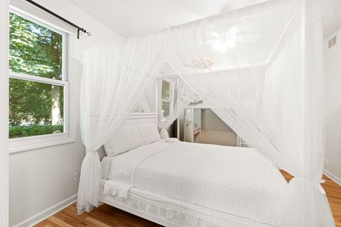 Tiny photo for 2803 Wildflower Court, Glenview, IL 60026 (MLS # 12514690)