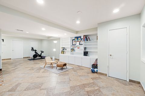 Tiny photo for 2803 Wildflower Court, Glenview, IL 60026 (MLS # 12514690)