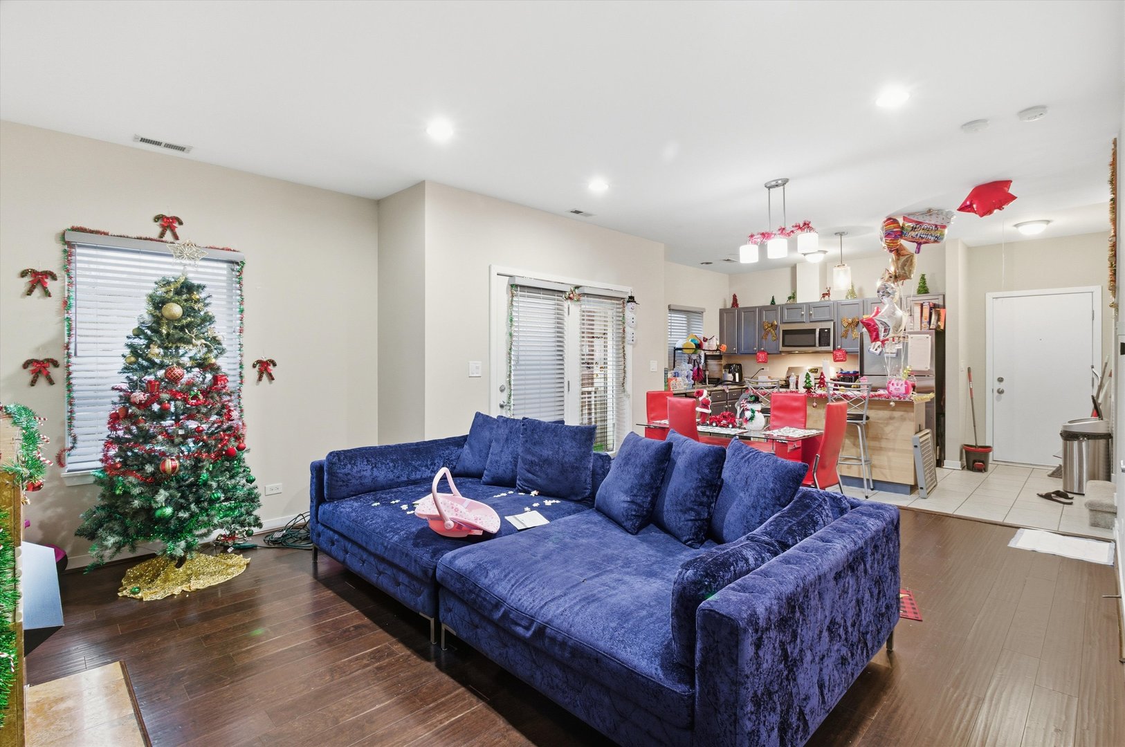 830 E Bowen Avenue 2A