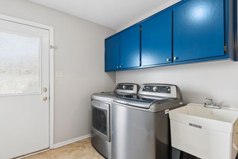 Tiny photo for 19731 Edgebrook Lane, Tinley Park, IL 60487 (MLS # 12595018)