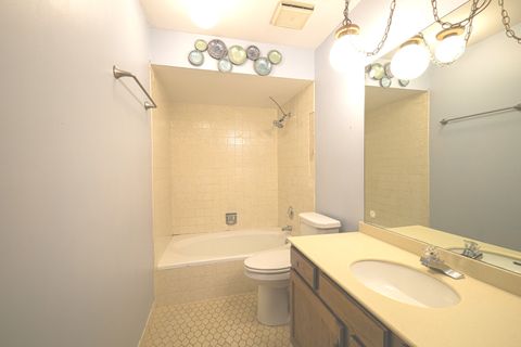Tiny photo for 13154 N Country Club Court #2B, Palos Heights, IL 60463 (MLS # 12449919)