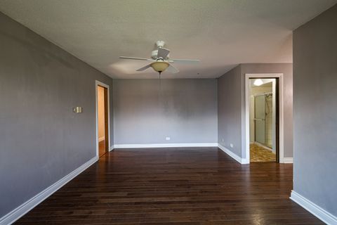 Tiny photo for 13154 N Country Club Court #2B, Palos Heights, IL 60463 (MLS # 12449919)