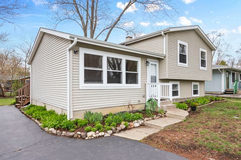 1903 Highview Avenue McHenry IL 60050