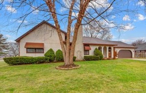 Tiny photo for 219 Brookside Drive, Elgin, IL 60123 (MLS # 12423132)