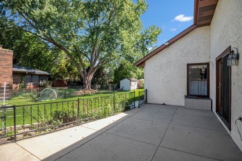 Tiny photo for 219 Brookside Drive, Elgin, IL 60123 (MLS # 12423132)