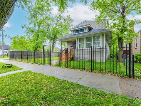 Tiny photo for 1058 W 105th Street, Chicago, IL 60643 (MLS # 12446265)