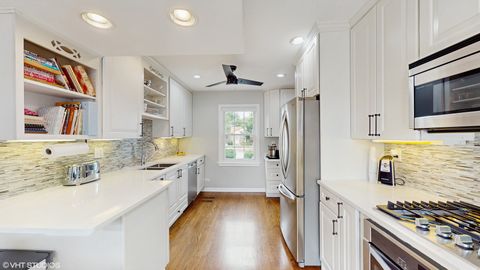 Tiny photo for 7215 N Olcott Avenue, Chicago, IL 60631 (MLS # 12491883)