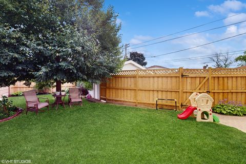Tiny photo for 7215 N Olcott Avenue, Chicago, IL 60631 (MLS # 12491883)