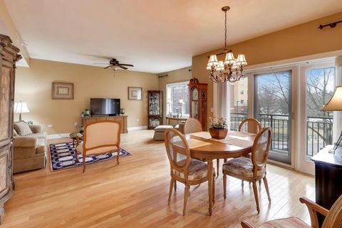 Tiny photo for 1200 N Foxdale Drive #100, Addison, IL 60101 (MLS # 12589044)