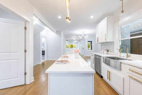 Tiny photo for 1054 N Latrobe Avenue, Chicago, IL 60651 (MLS # 12501116)