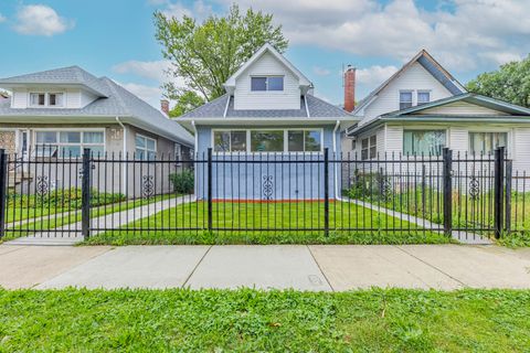 Photo of 1054 N Latrobe Avenue, Chicago, IL 60651 (MLS # 12501116) Photo of 1054 N Latrobe Avenue, Chicago, IL 60651 (MLS # 12501116)