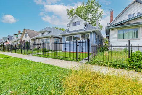 Tiny photo for 1054 N Latrobe Avenue, Chicago, IL 60651 (MLS # 12501116)
