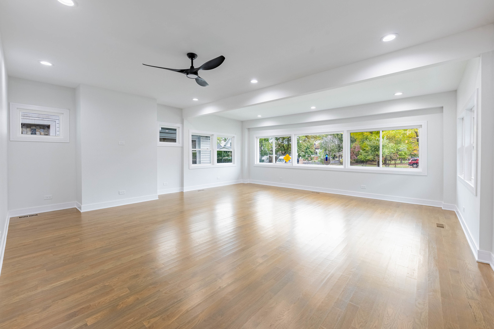 1054 N Latrobe Avenue