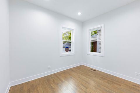 Tiny photo for 1054 N Latrobe Avenue, Chicago, IL 60651 (MLS # 12501116)