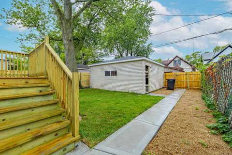 Tiny photo for 1054 N Latrobe Avenue, Chicago, IL 60651 (MLS # 12501116)