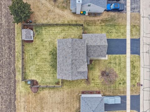 Tiny photo for 830 Spring Meadow Lane, Malta, IL 60150 (MLS # 12581845)