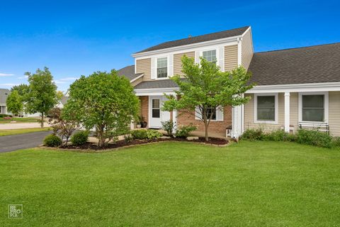 Tiny photo for 95 N Southport Road N, Mundelein, IL 60060 (MLS # 12442660)