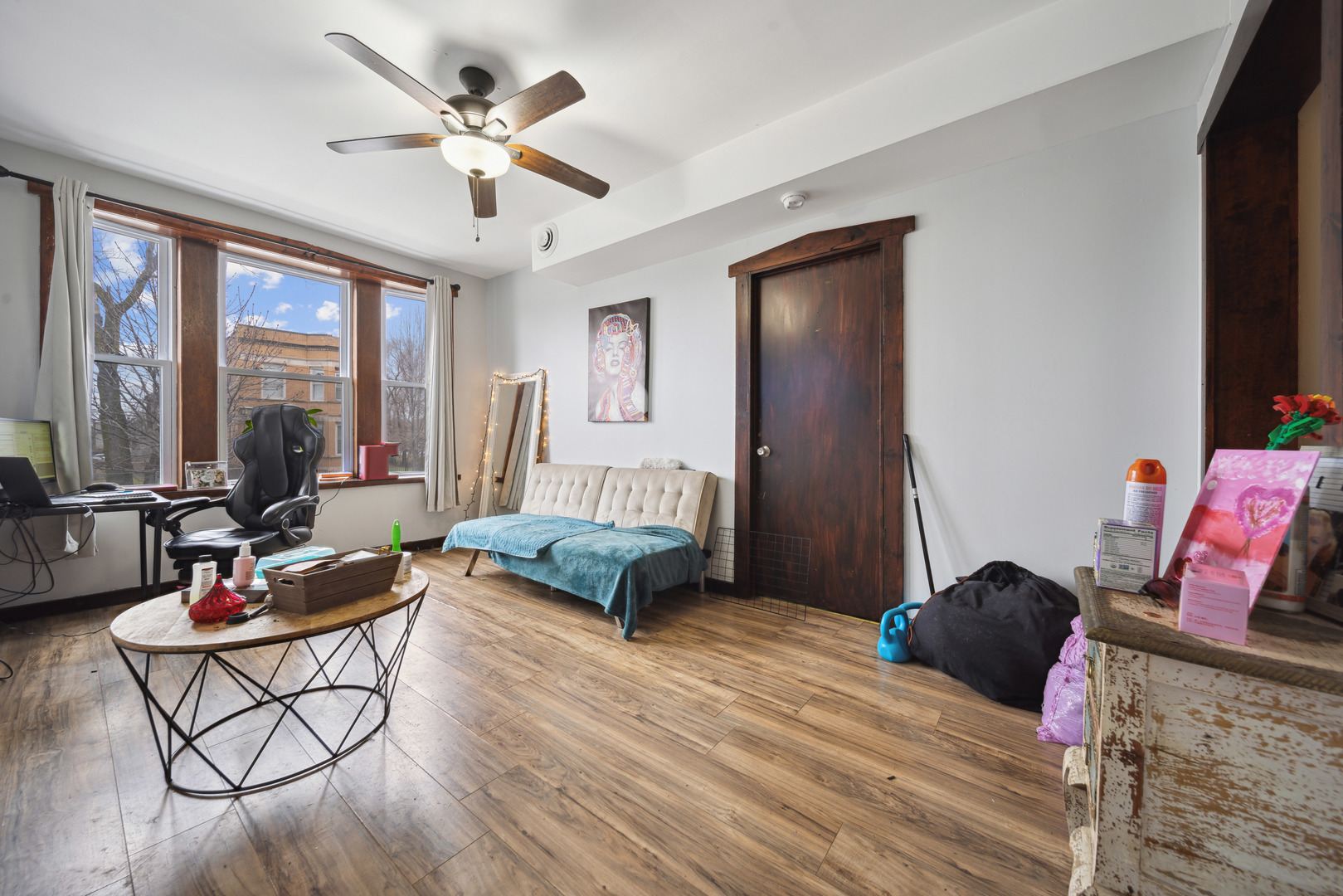 4537 W Congress Parkway