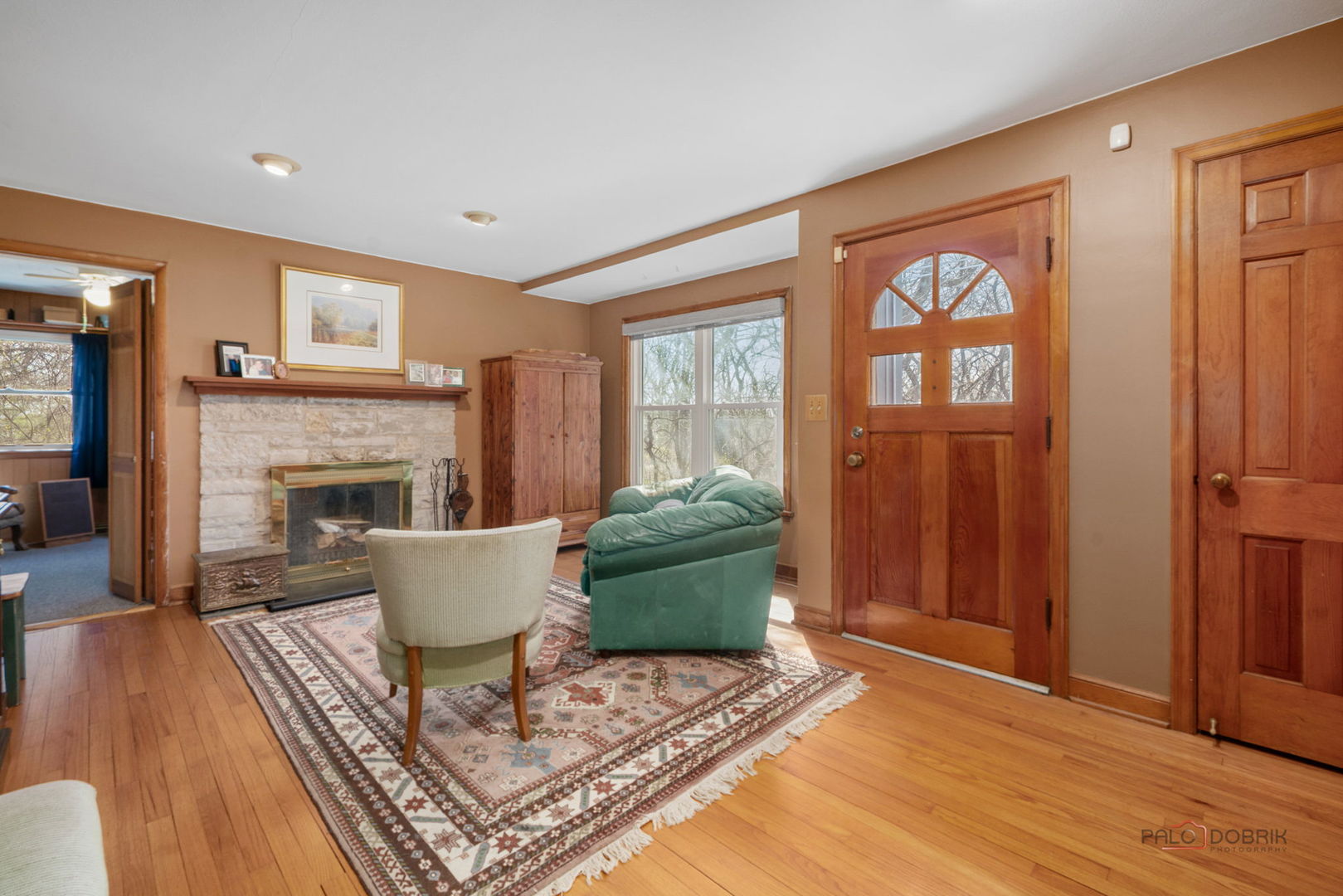 21075 W Oak Knoll Court