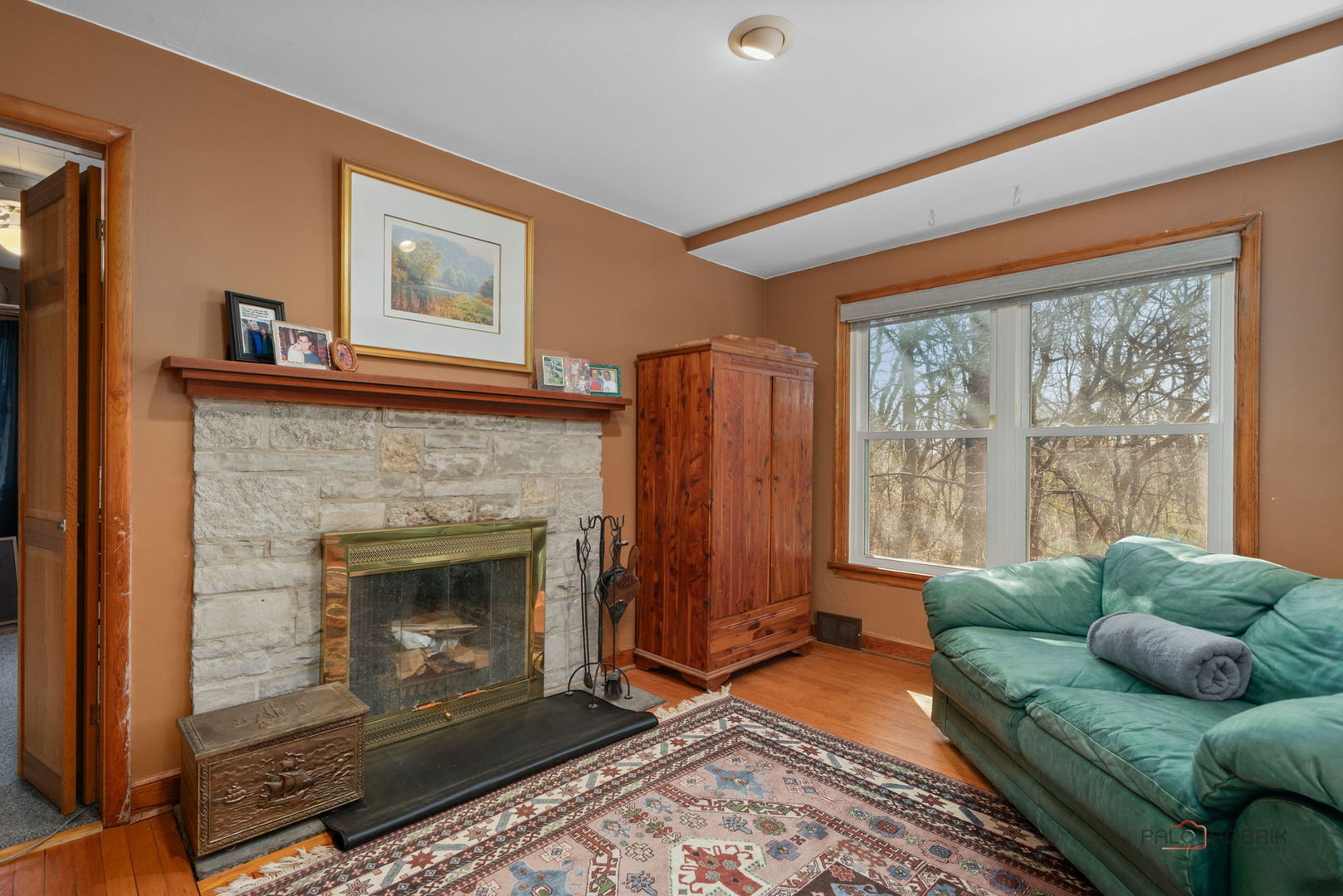 21075 W Oak Knoll Court