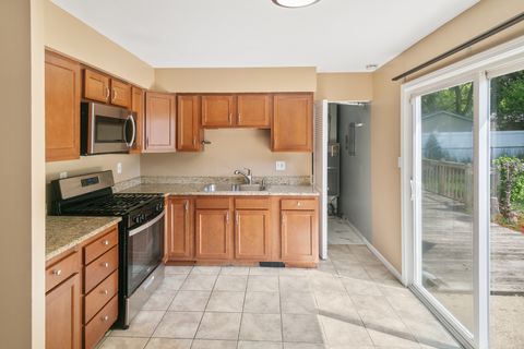 Tiny photo for 164 Galewood Drive, Bolingbrook, IL 60440 (MLS # 12451231)