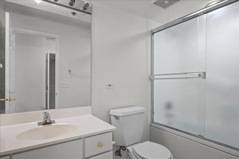 Tiny photo for 650 Laurel Avenue #303, Highland Park, IL 60035 (MLS # 12482994)