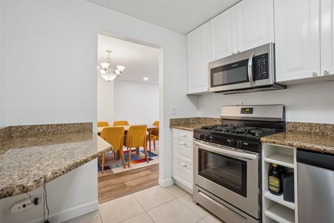 Tiny photo for 2050 Valencia Drive #307C, Northbrook, IL 60062 (MLS # 12454313)