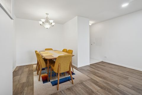 Tiny photo for 2050 Valencia Drive #307C, Northbrook, IL 60062 (MLS # 12454313)