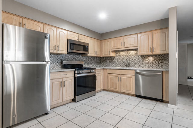 5800 W 105th Street 4C