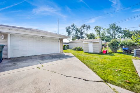 A home in Dolton