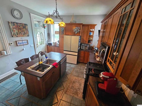 Tiny photo for 1634 Vermont Street, Quincy, IL 62301 (MLS # 12632373)