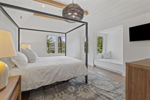 Tiny photo for 590 Briar Lane, Northfield, IL 60093 (MLS # 12554714)