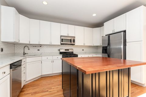Tiny photo for 1022 Alexander Lane, Oak Park, IL 60302 (MLS # 12493090)