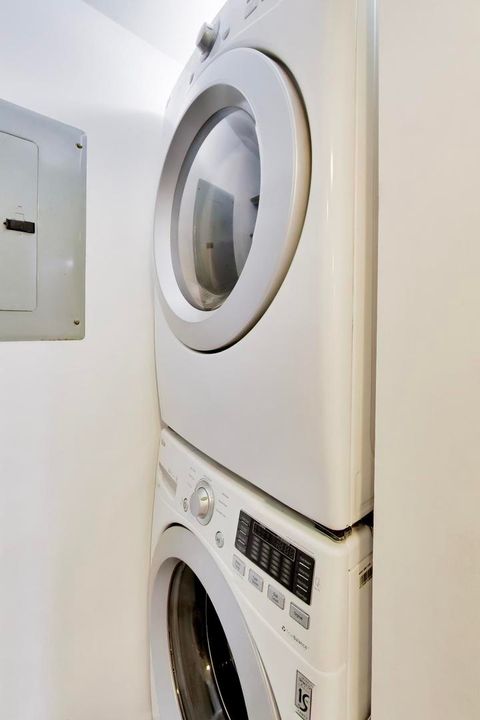 Tiny photo for 4053 N Sheridan Road #1, Chicago, IL 60613 (MLS # 12621559)