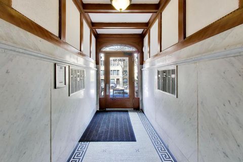 Tiny photo for 4053 N Sheridan Road #1, Chicago, IL 60613 (MLS # 12621559)