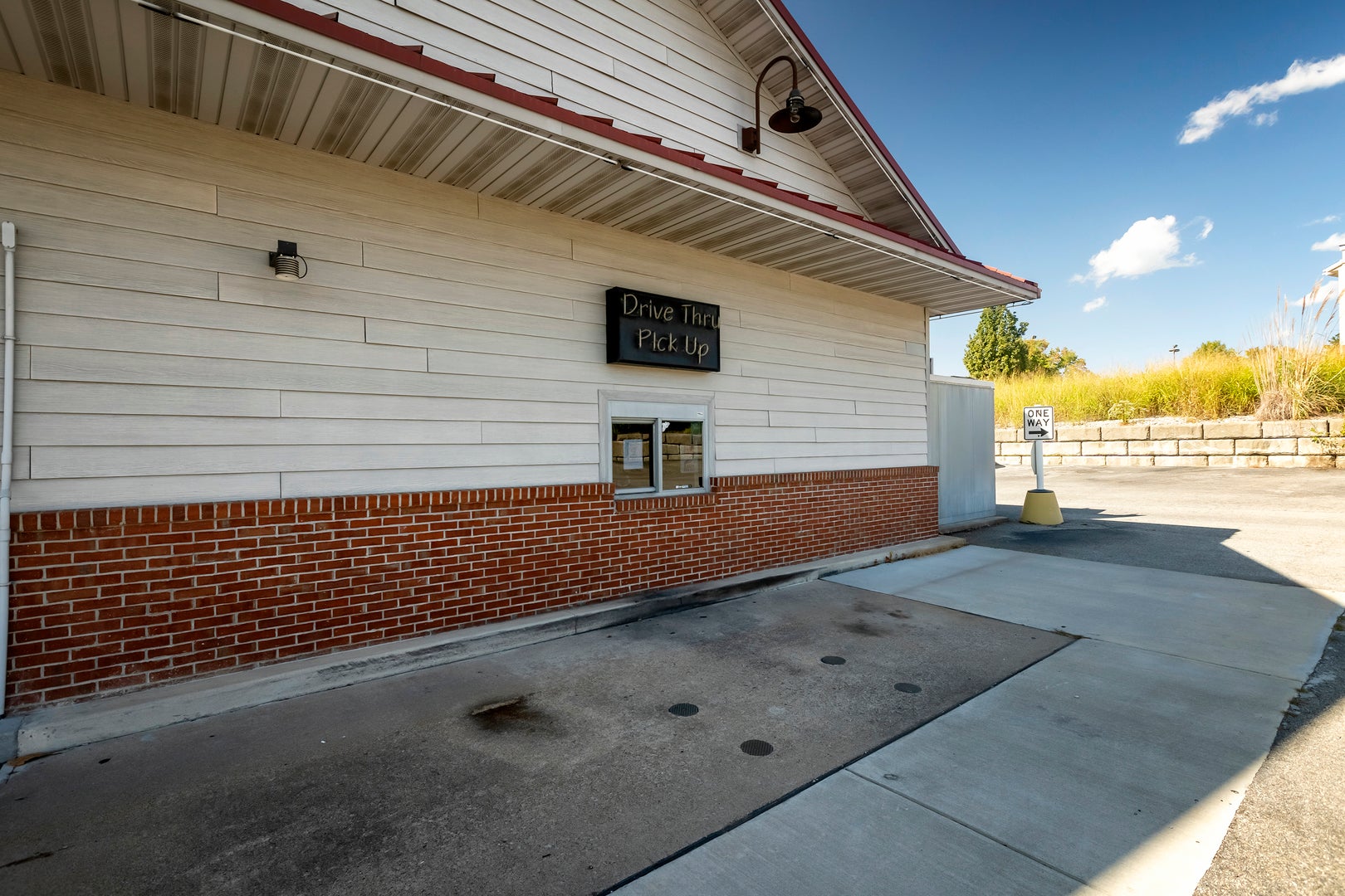 2700 17TH Street