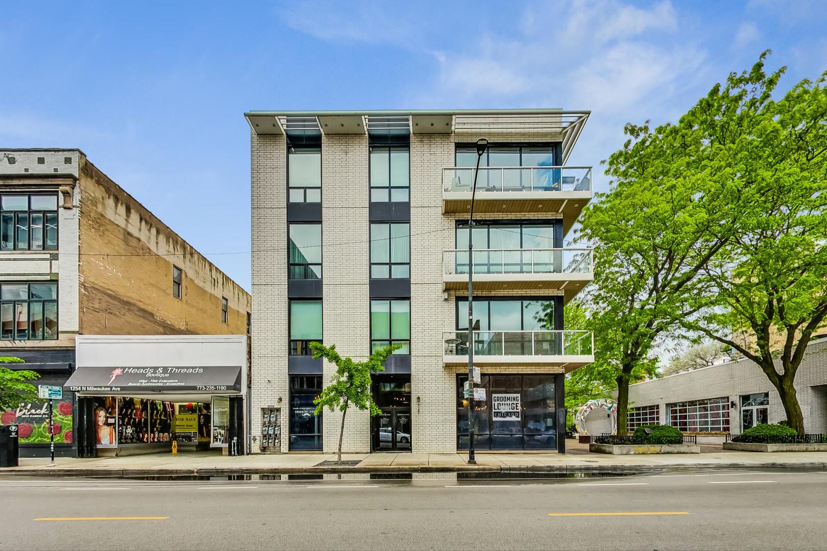 1258 N Milwaukee Avenue 3N